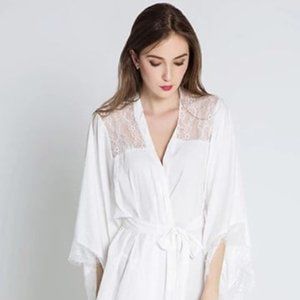 KIM+ONO bridal robe